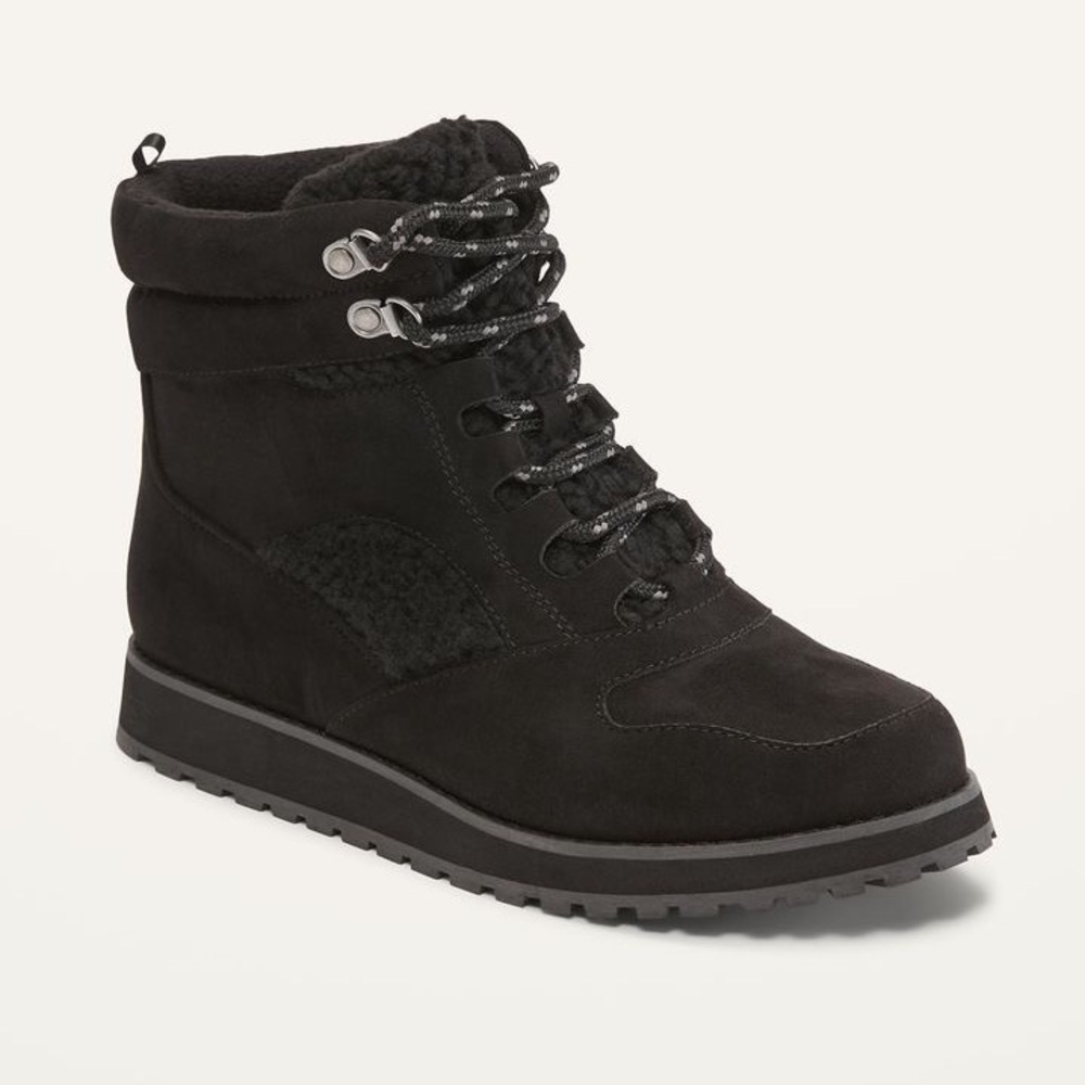 NWT OLD NAVY FAUX FUR BOOTS